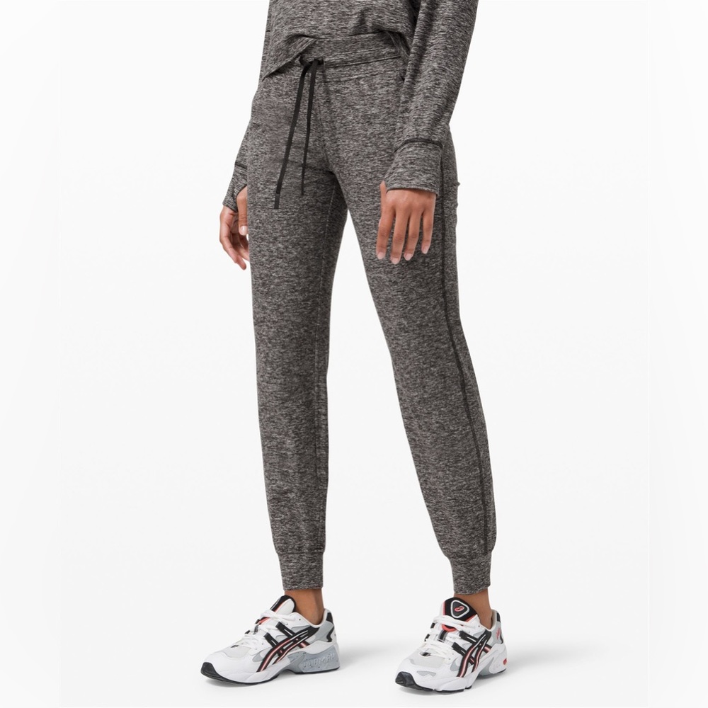 Lululemon Ready to Fleece Rulu Joggers in Heathered Black